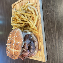 XL cheeseburger