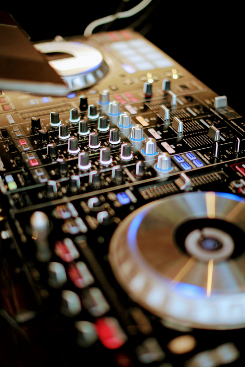 DJ ABBY